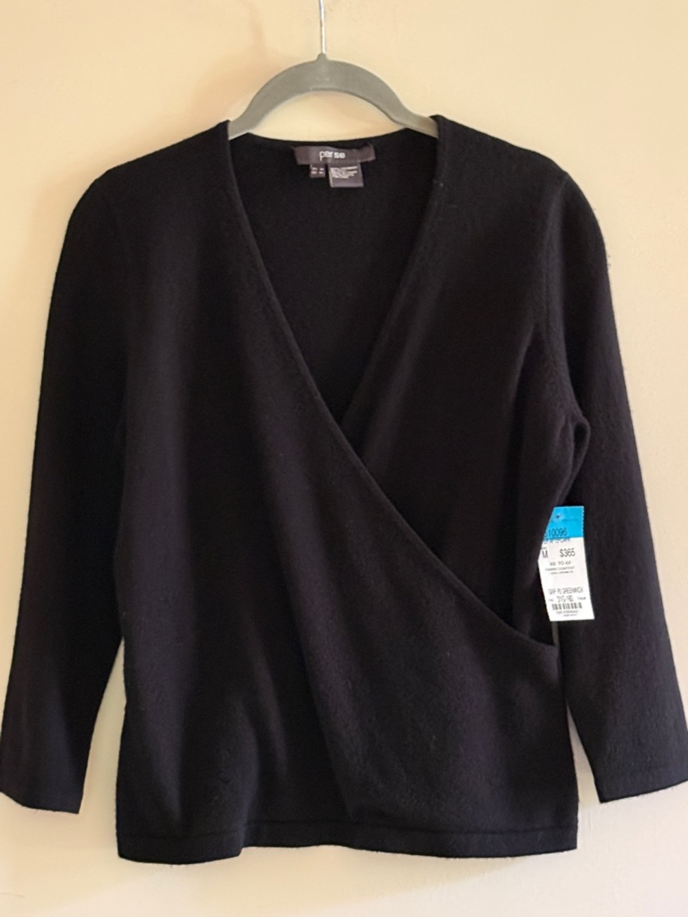 NWT Per Se Black Wrap V-Neck Women's Cashmere Sweater Size M